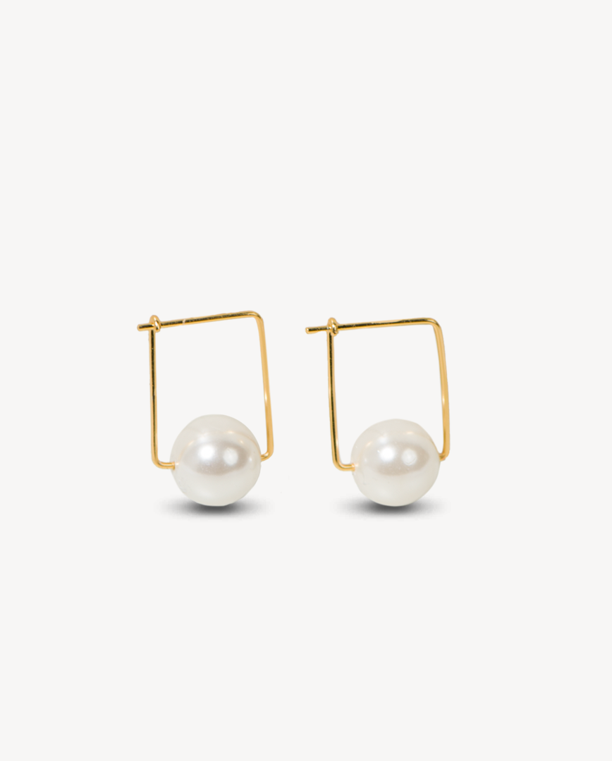 Deltora™ Iconic Venice Piazza Gold Earrings in Pearl